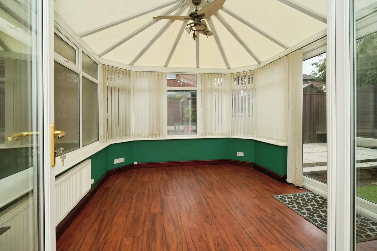 Partington Lane, Swinton, M27, photo 6