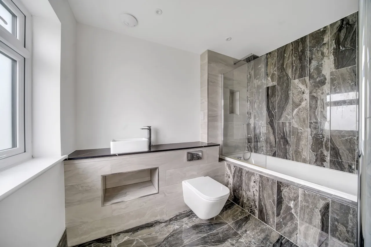 4 Buckingham Road, Wanstead, London, Greater London, E11 2EB, photo 24