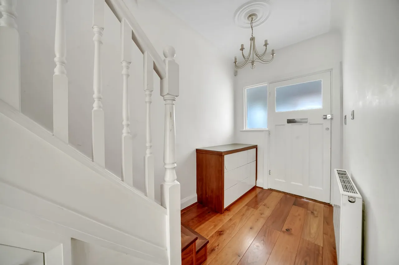 4 Buckingham Road, Wanstead, London, Greater London, E11 2EB, photo 3