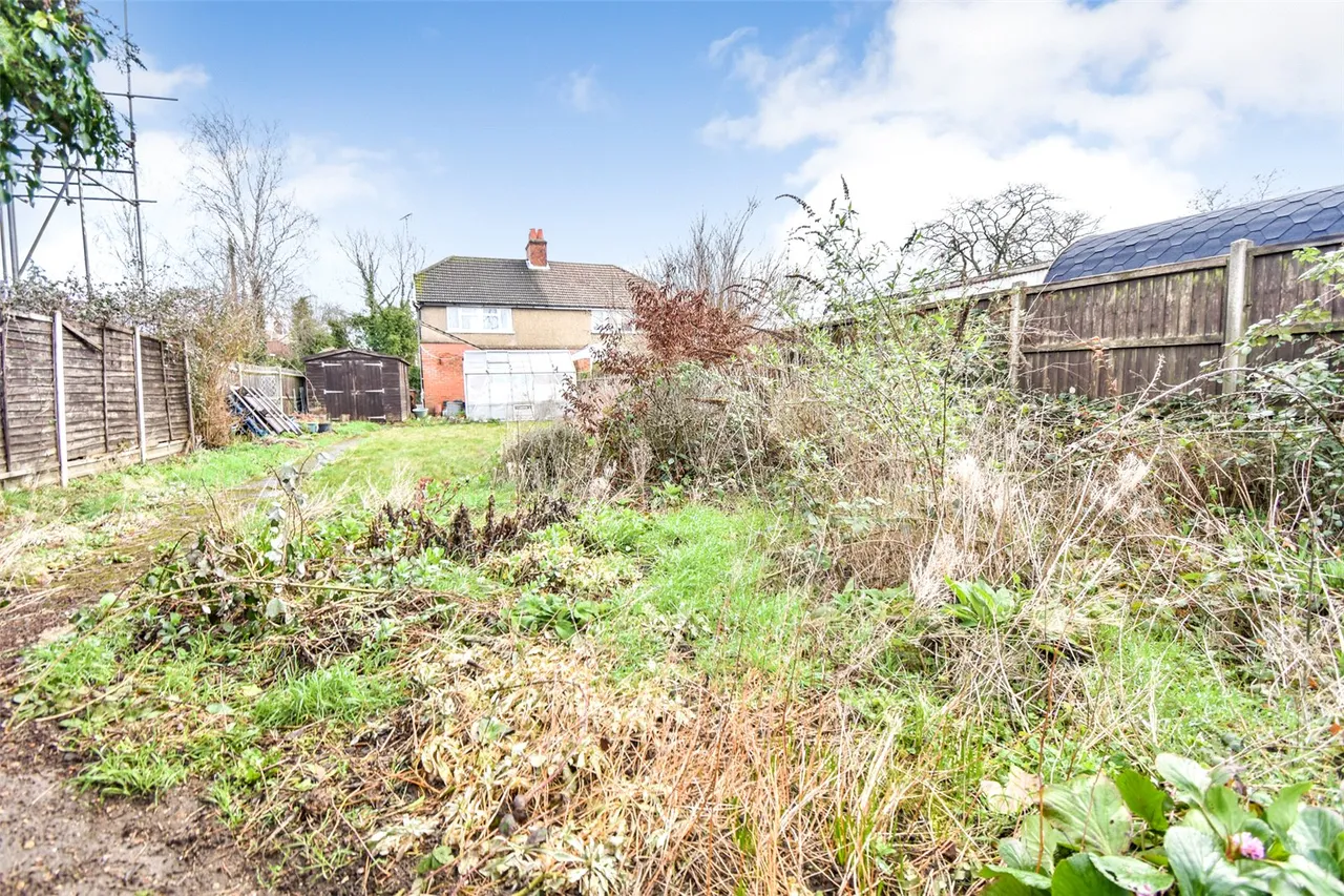 Hurlands Close, Farnham, Surrey, GU9 9JF, photo 16