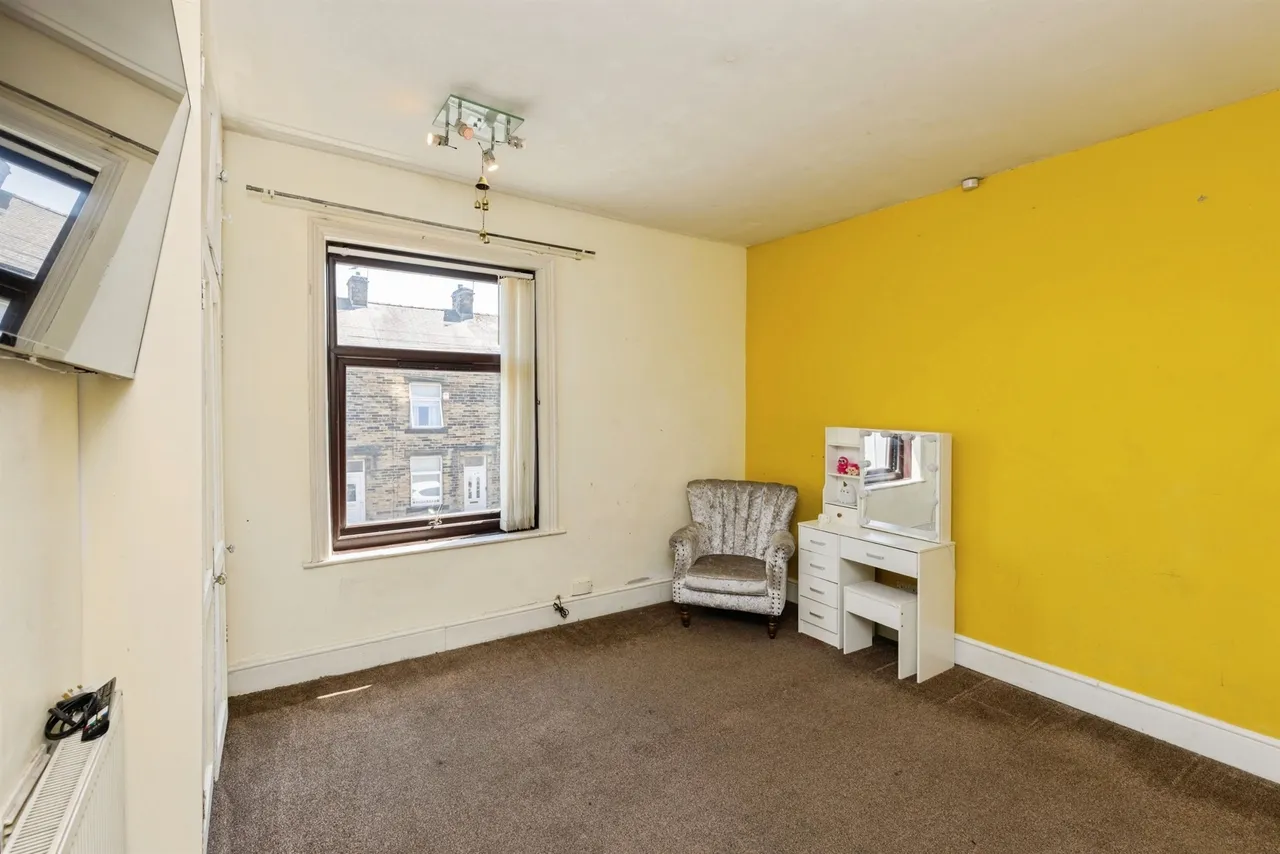 Runswick Terrace, Bradford, photo 7