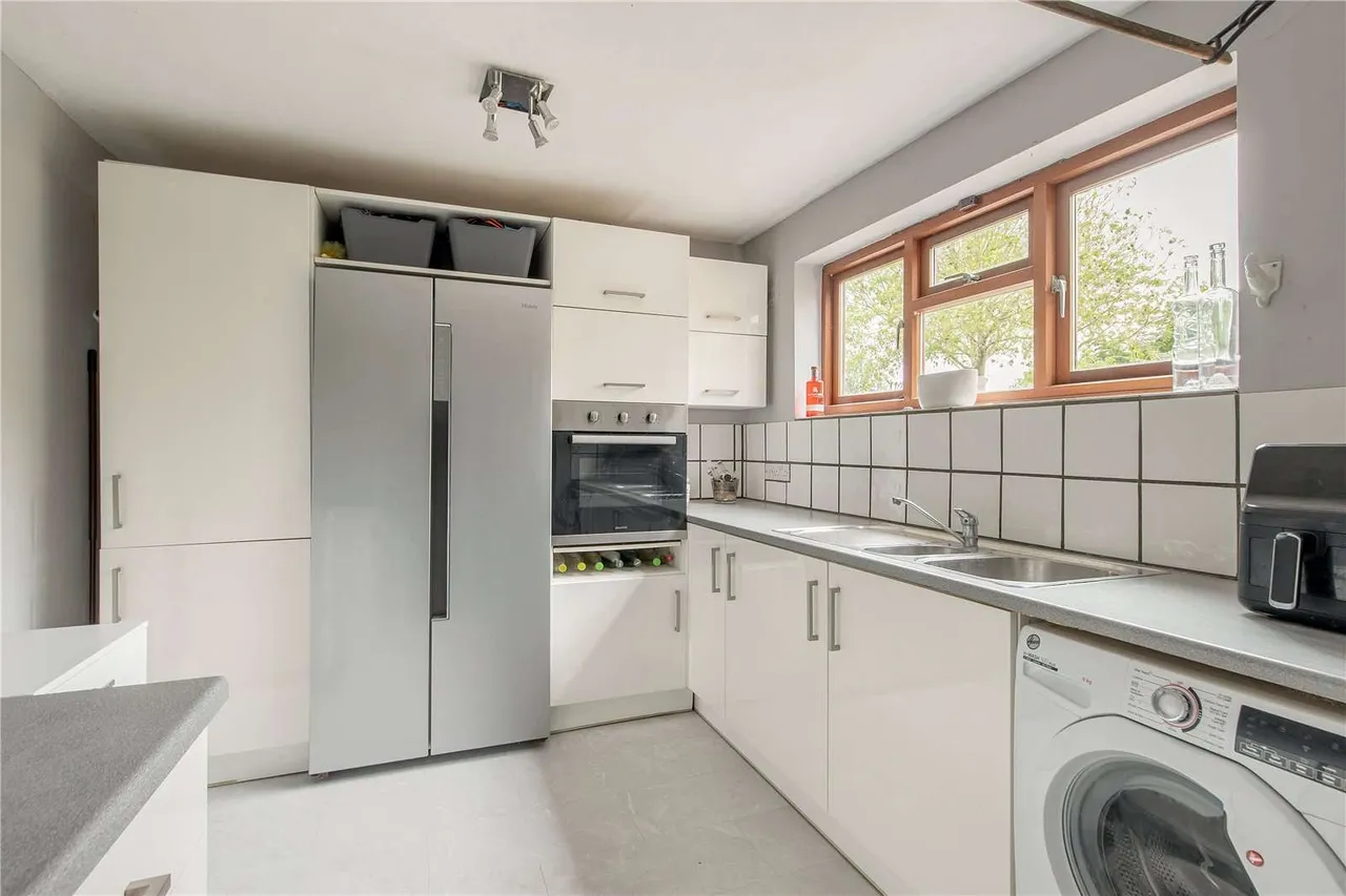 High Street, Abbotsley, PE19, photo 12