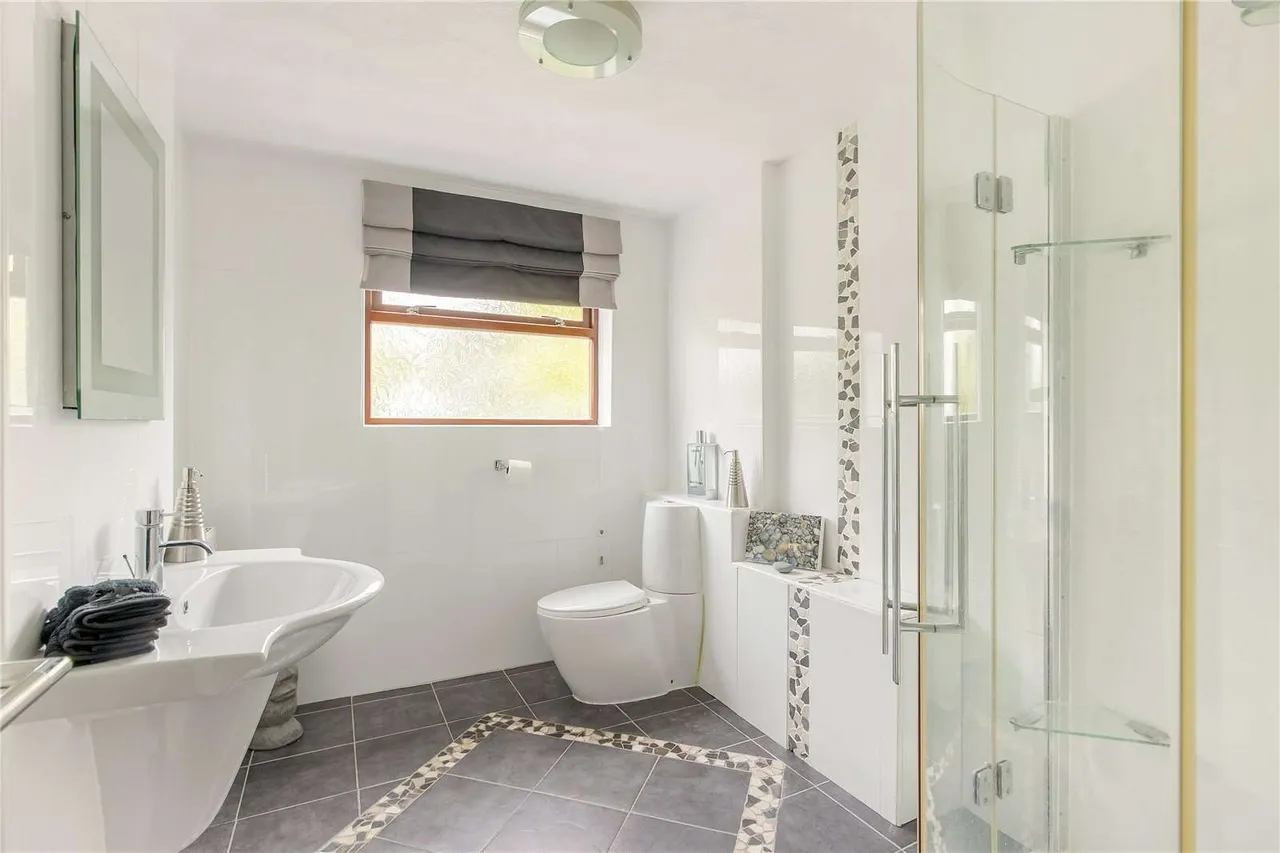 High Street, Abbotsley, PE19, photo 8