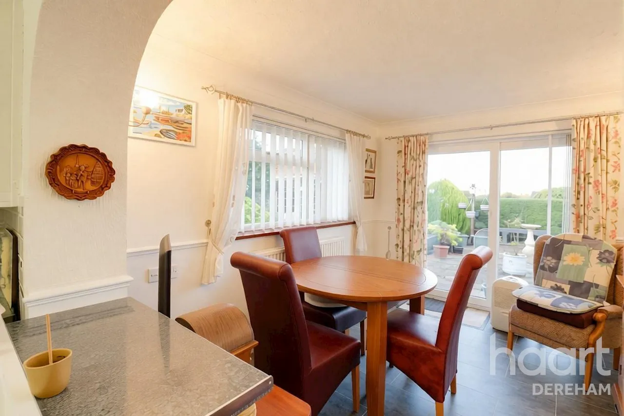 Cullum Close, Swanton Morley, NR20, photo 12