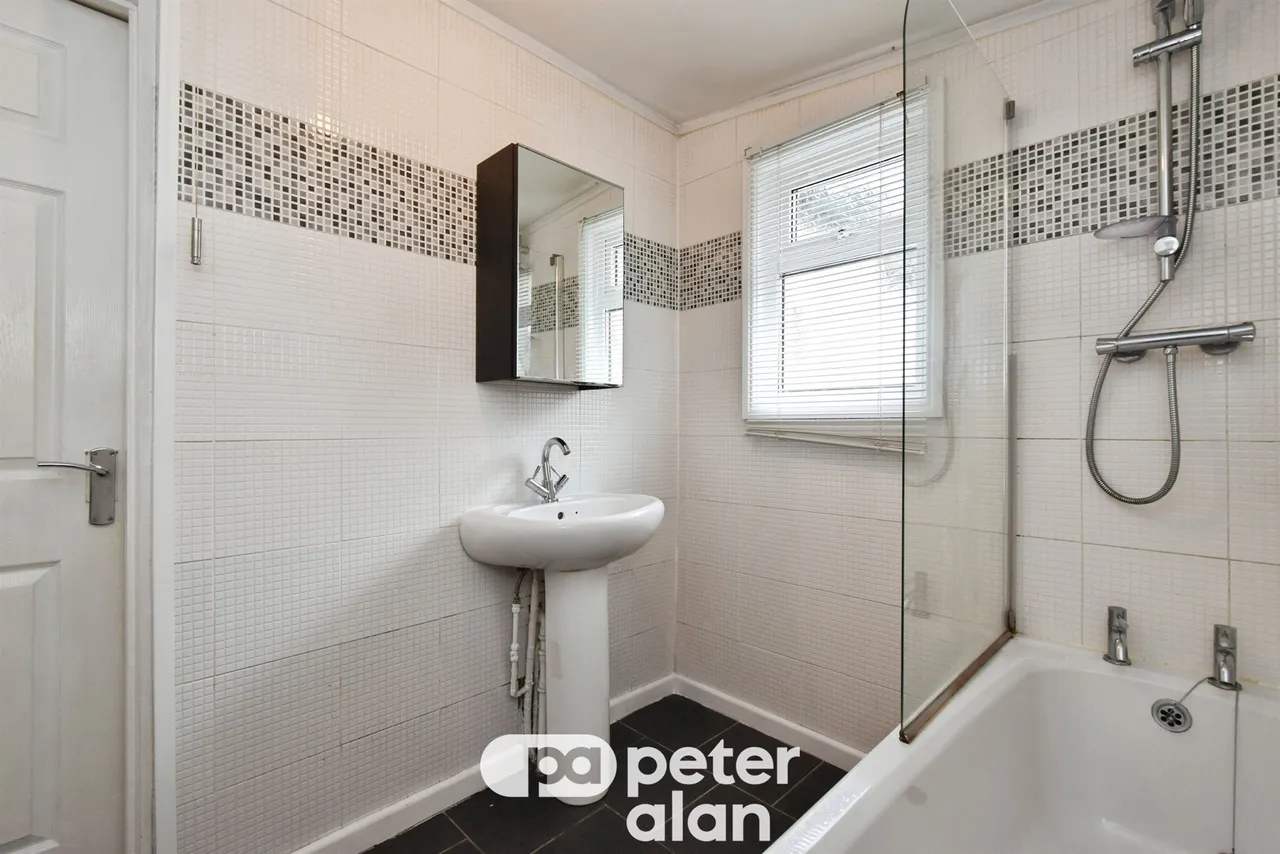 Windsor Street, Aberdare, CF44, photo 9