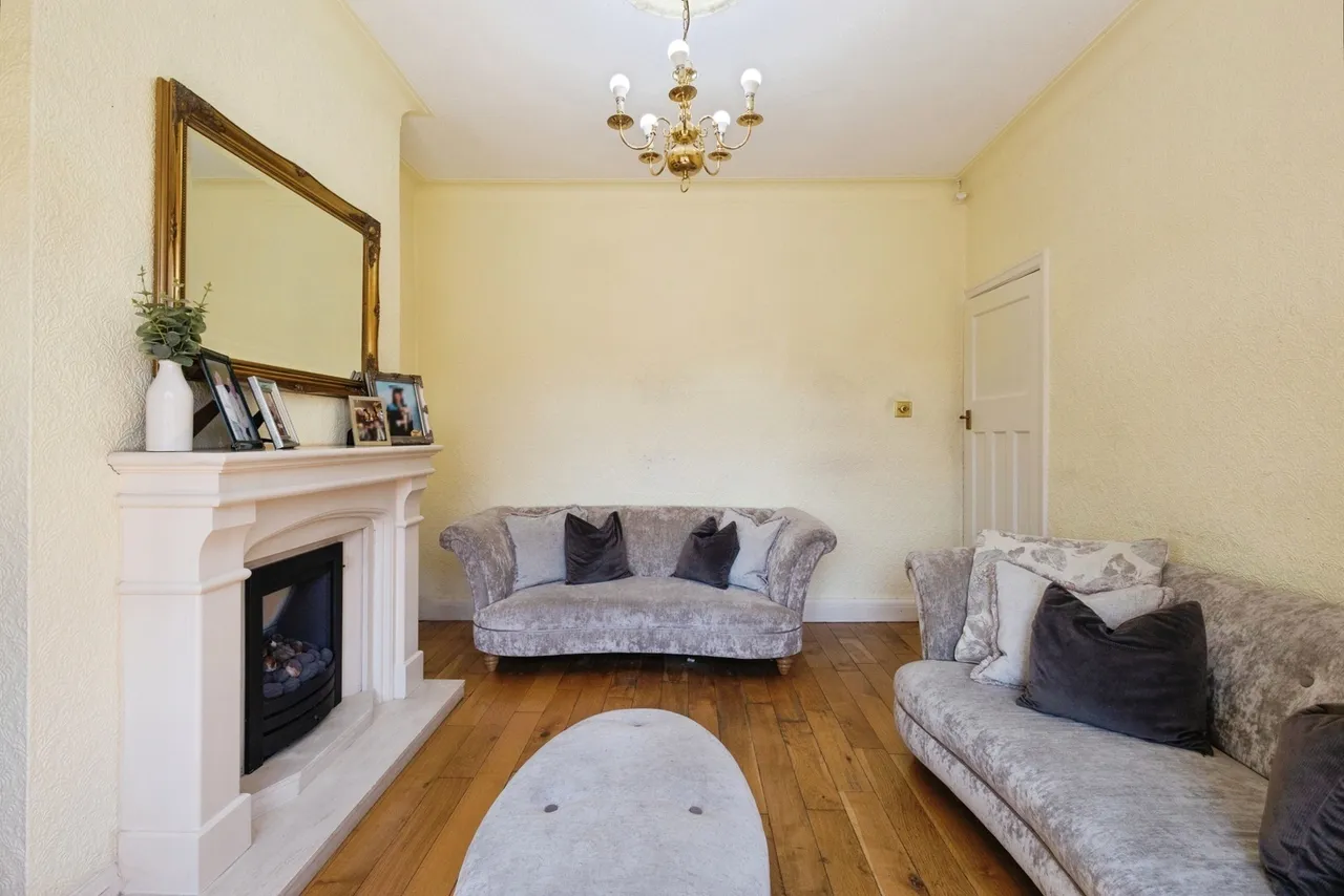 Birch Avenue, SALFORD, Lancashire, M6, photo 2