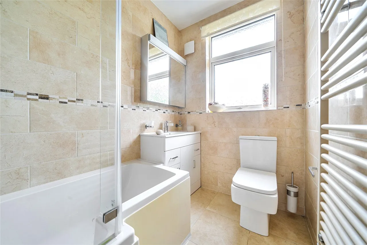 Largewood Avenue, Surbiton, KT6, photo 11
