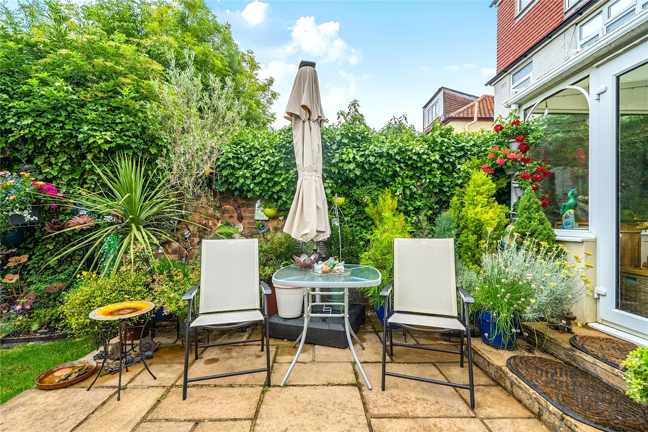 Largewood Avenue, Surbiton, KT6, photo 14