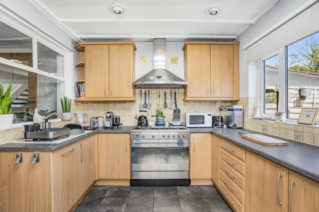 Gough Road, Enfield, EN1, photo 2