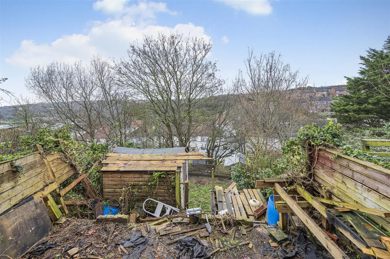 Hillcrest Road, Newhaven, photo 19