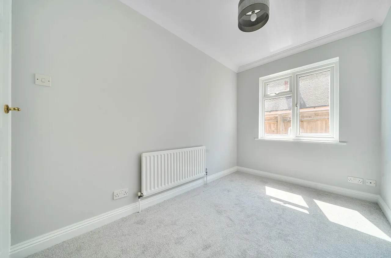 Holly Hill Lane, Sarisbury Green, SO31, photo 12