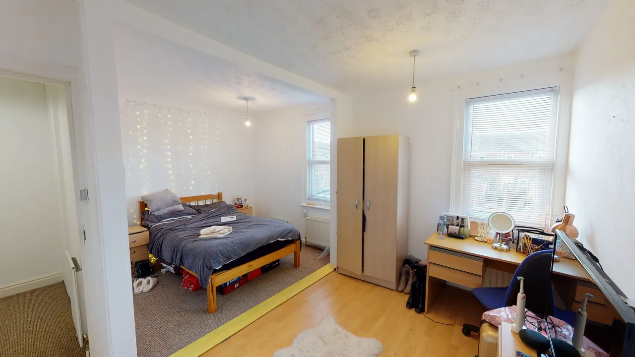 Bedrooms, Available December, LN1, photo 5