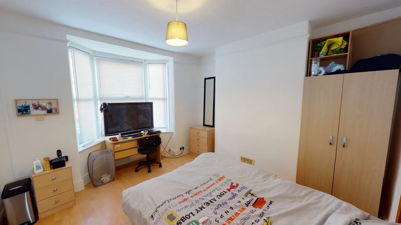 Bedrooms, Available December, LN1, photo 3
