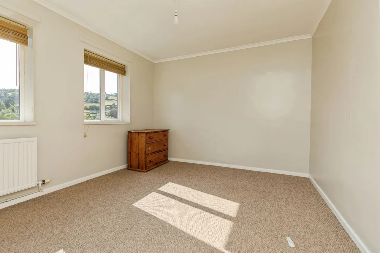 Elmhurst Estate, Batheaston, BA1, photo 13