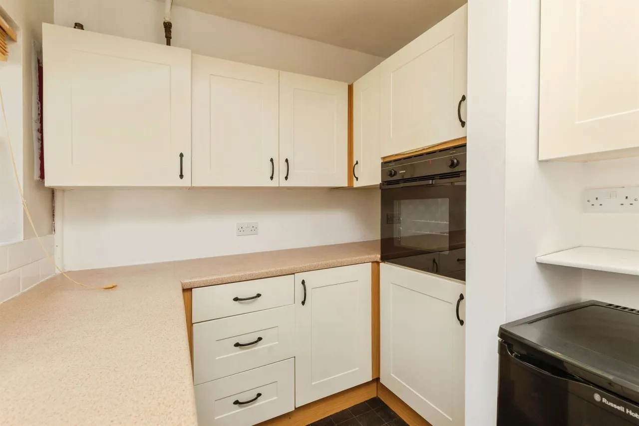 Elmhurst Estate, Batheaston, BA1, photo 10