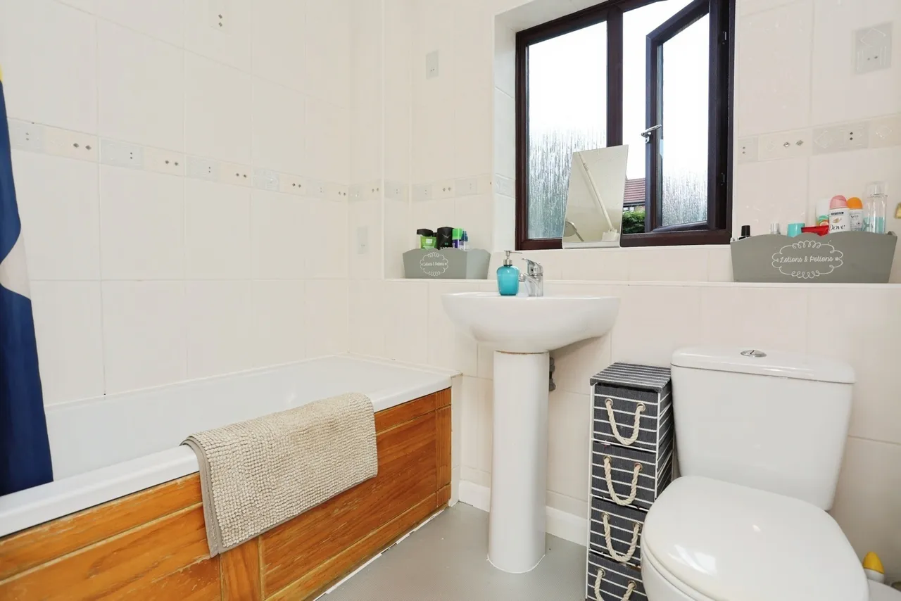Easedale Close, Gamston, NG2, photo 16