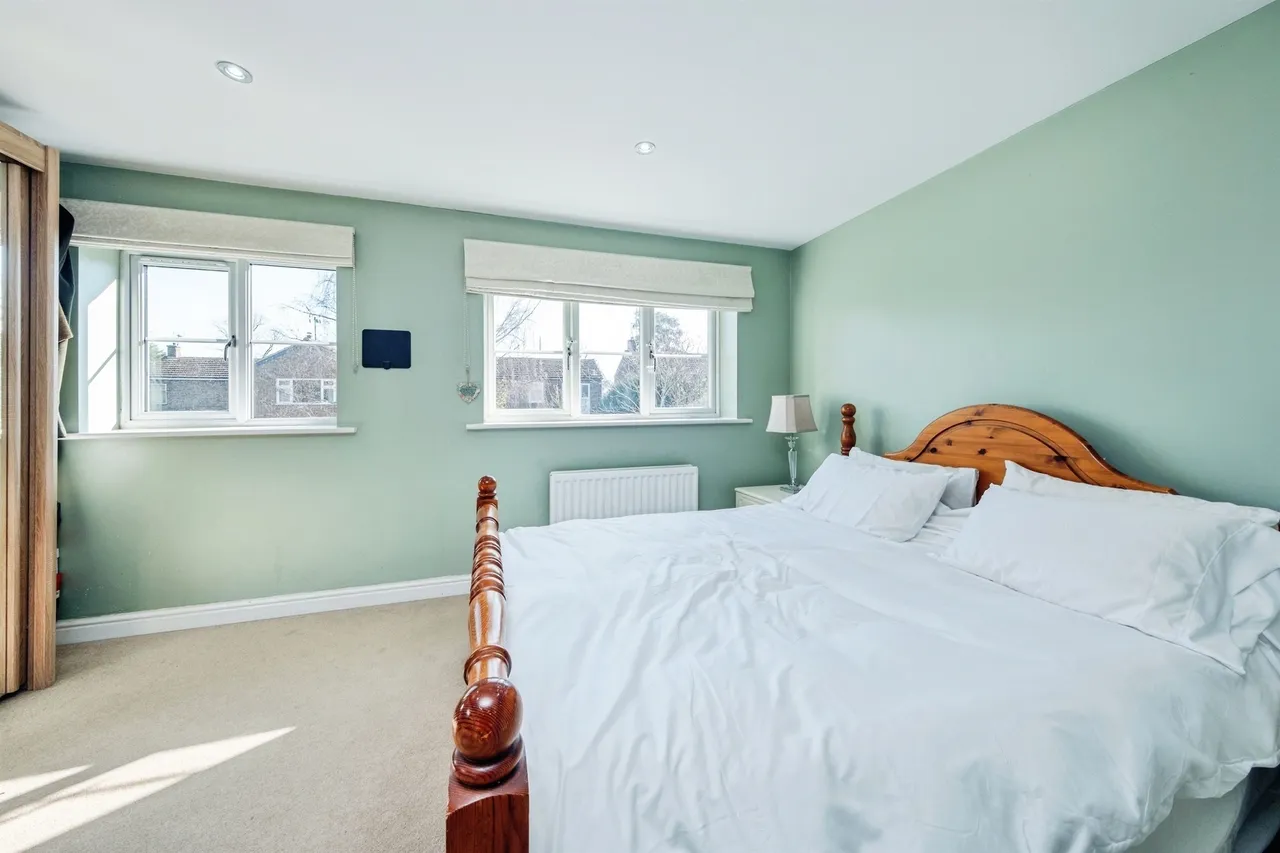 Dove Close, Newport Pagnell, photo 11