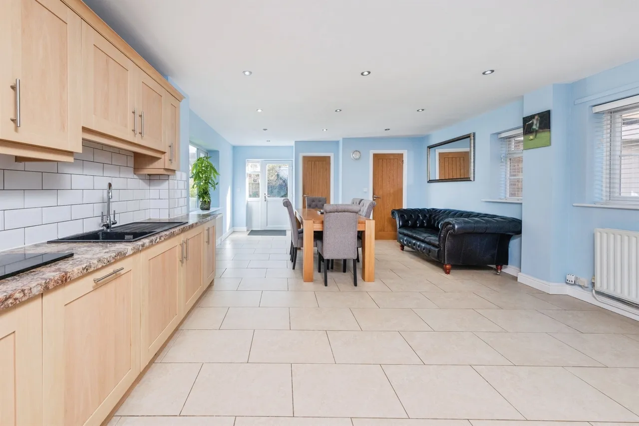 Dove Close, Newport Pagnell, photo 6