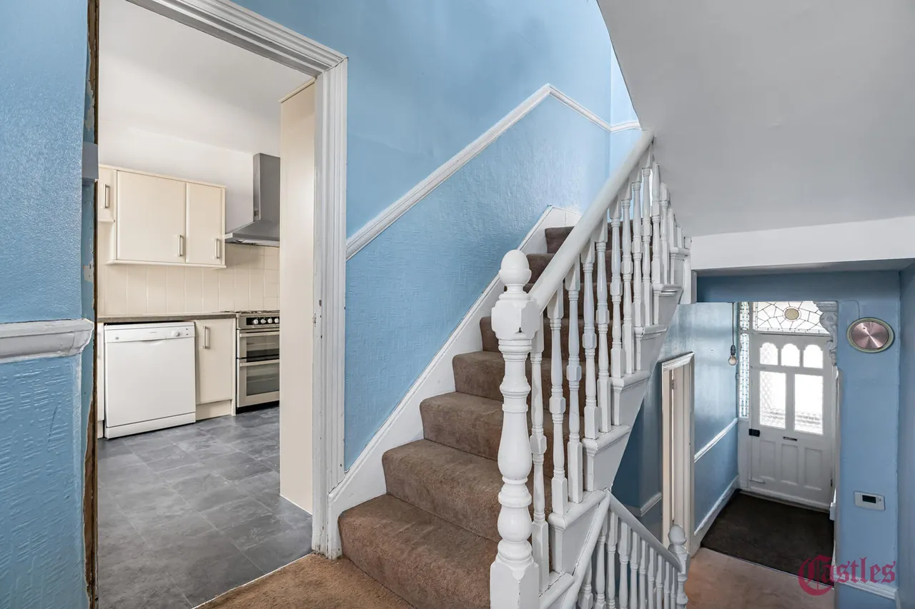 Nelson Road, N8, photo 15