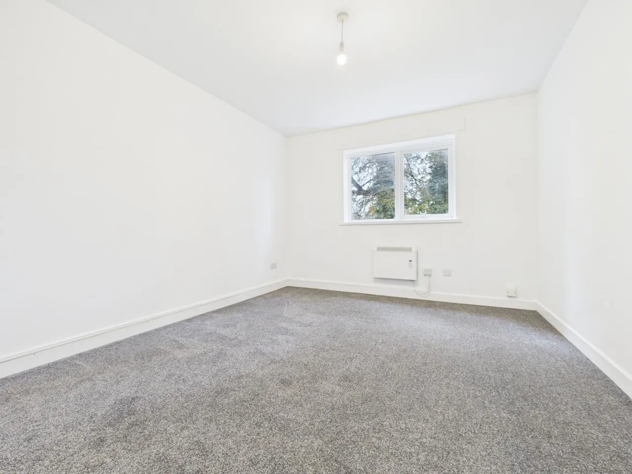 Frescade Crescent, Kings Furlong, Basingstoke, RG21, photo 7