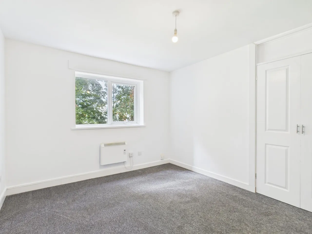 Frescade Crescent, Kings Furlong, Basingstoke, RG21, photo 6