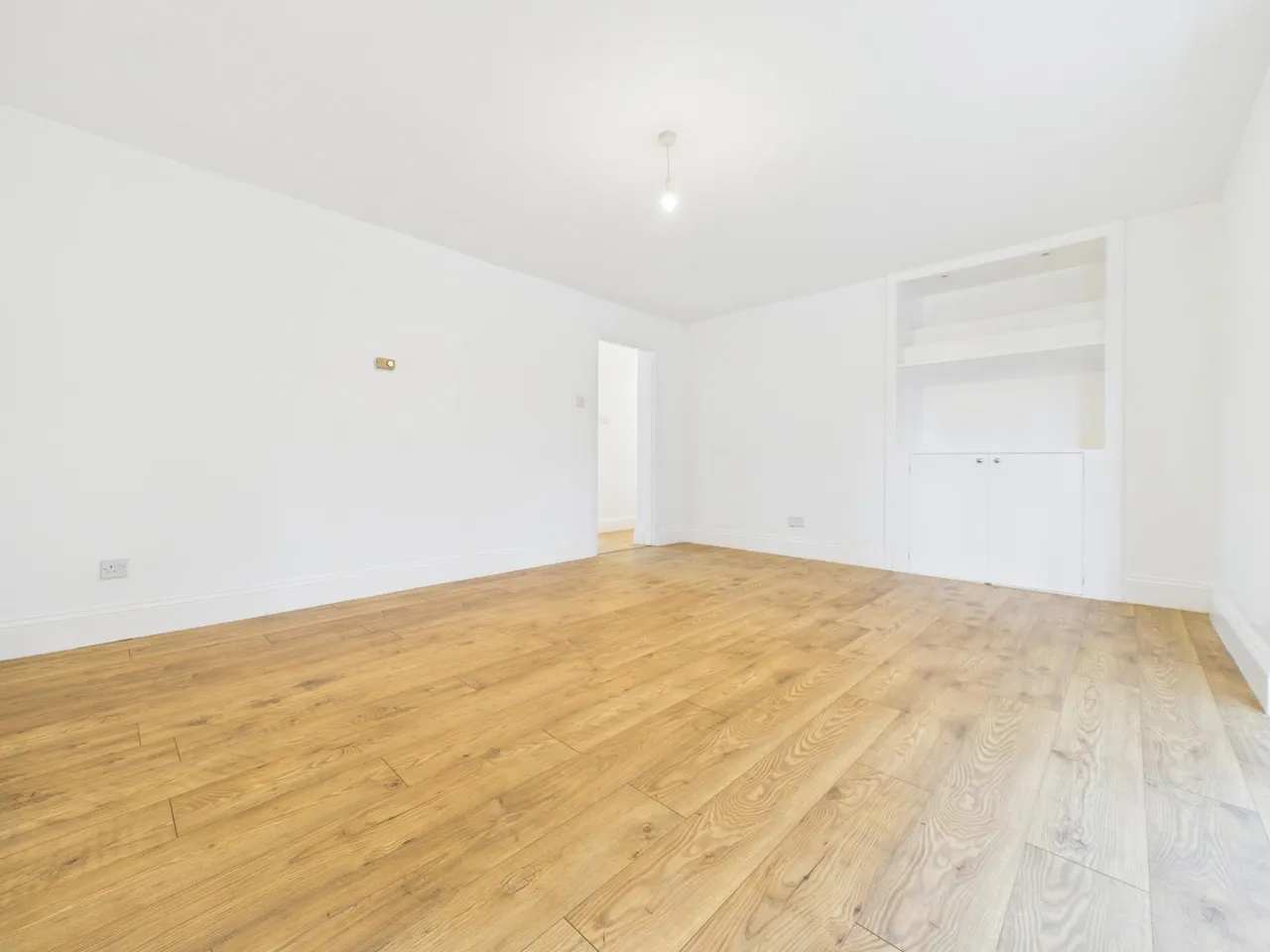 Frescade Crescent, Kings Furlong, Basingstoke, RG21, photo 4
