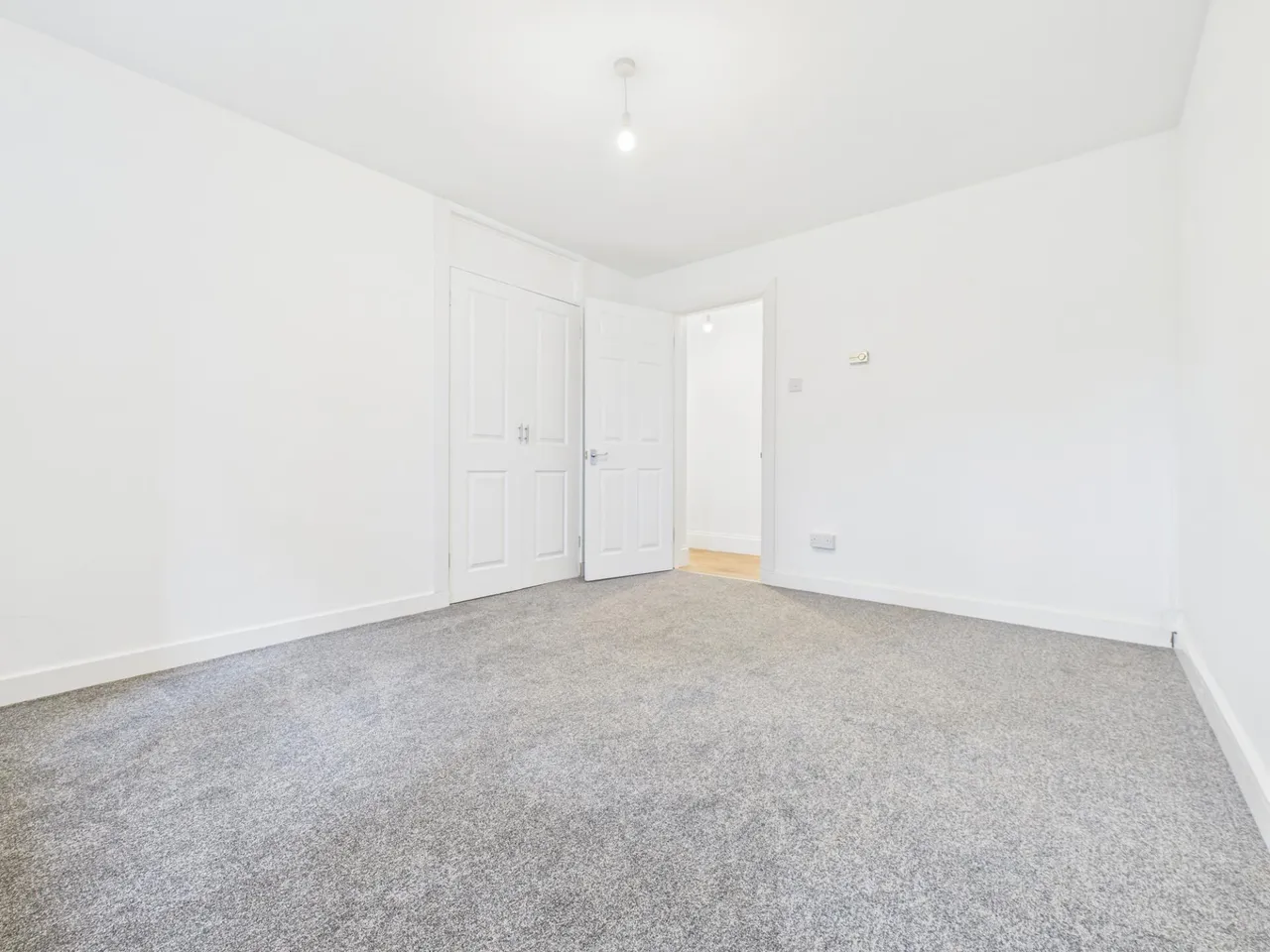 Frescade Crescent, Kings Furlong, Basingstoke, RG21, photo 8