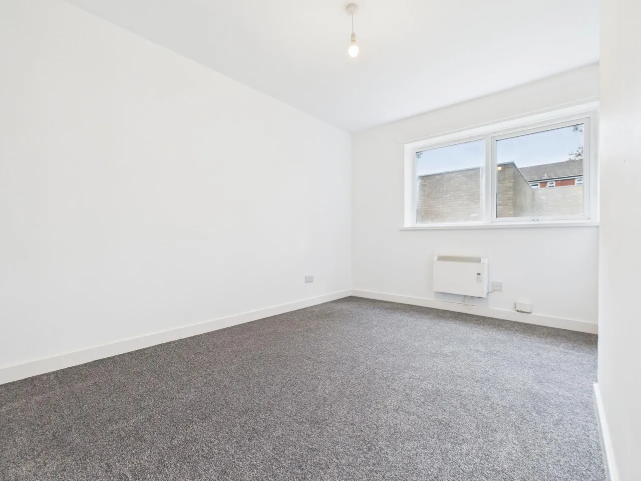 Frescade Crescent, Kings Furlong, Basingstoke, RG21, photo 9