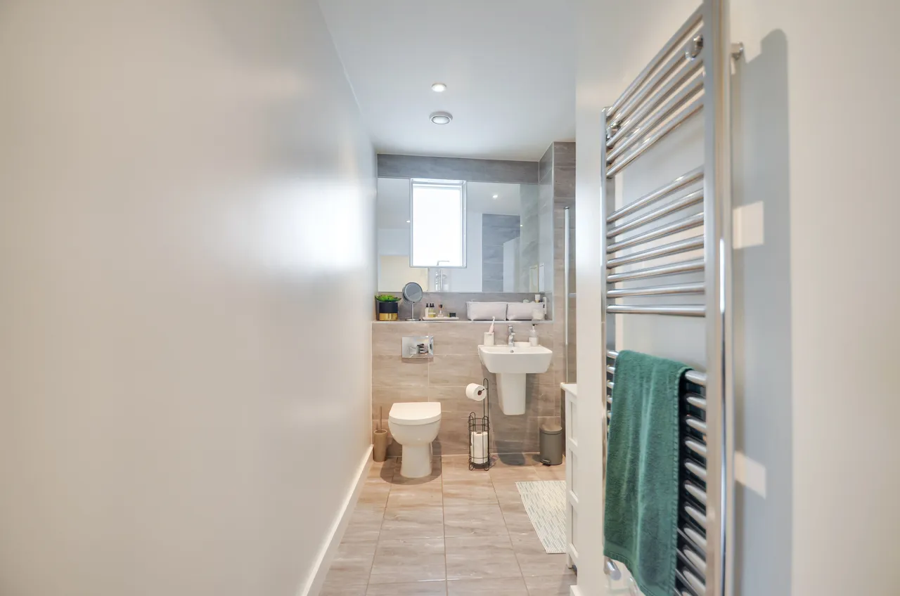 11 Beatty Court, Kenneth Way, LONDON, photo 11