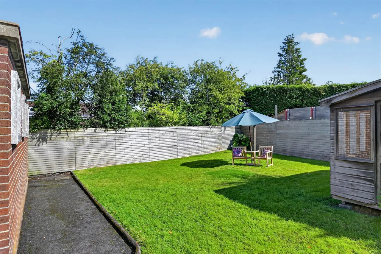 Upper Malone Road, Belfast, BT9, photo 20