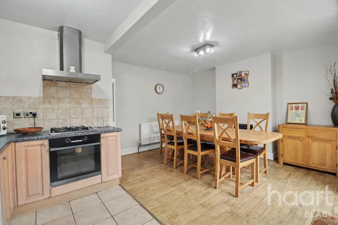 3 bed house for sale, Oakleigh Avenue, Leicester, LE2