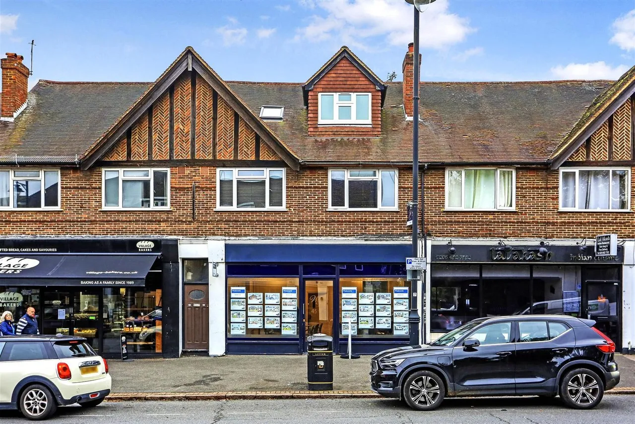 1 bed flat for sale — Station Way, Cheam, SM3 8SD