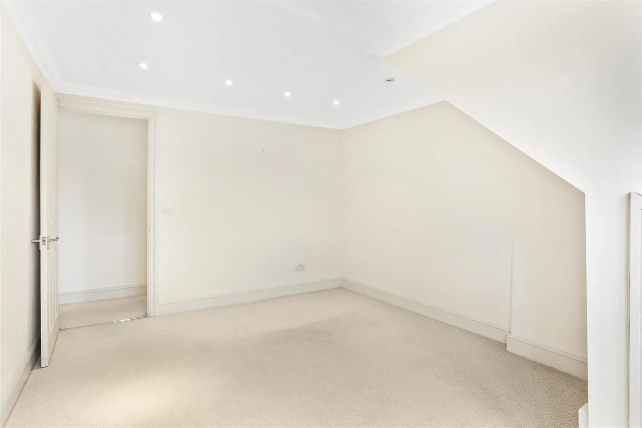 Station Way, Cheam, SM3 8SD, photo 3