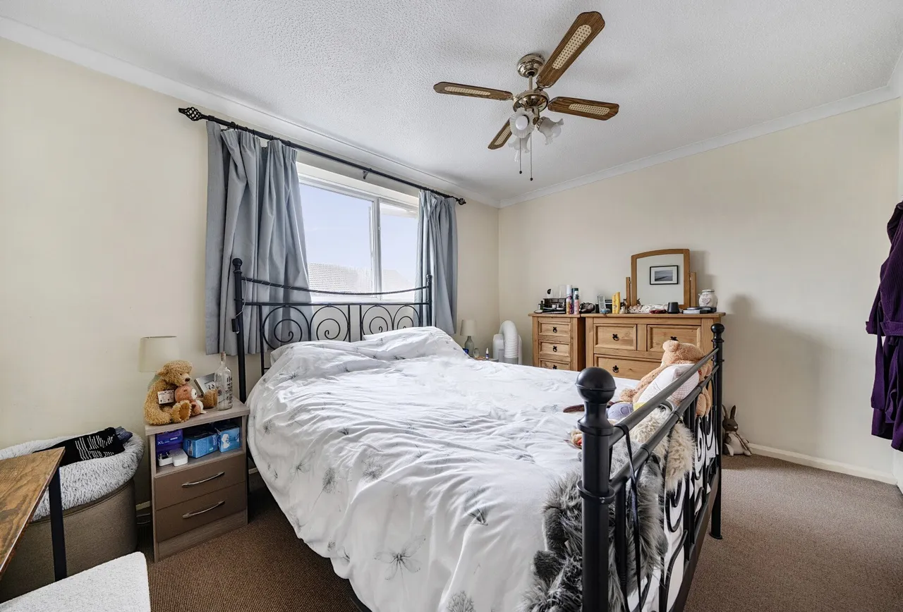Springwater Close, Gloucestershire, Northway, GL20 8SE, photo 6