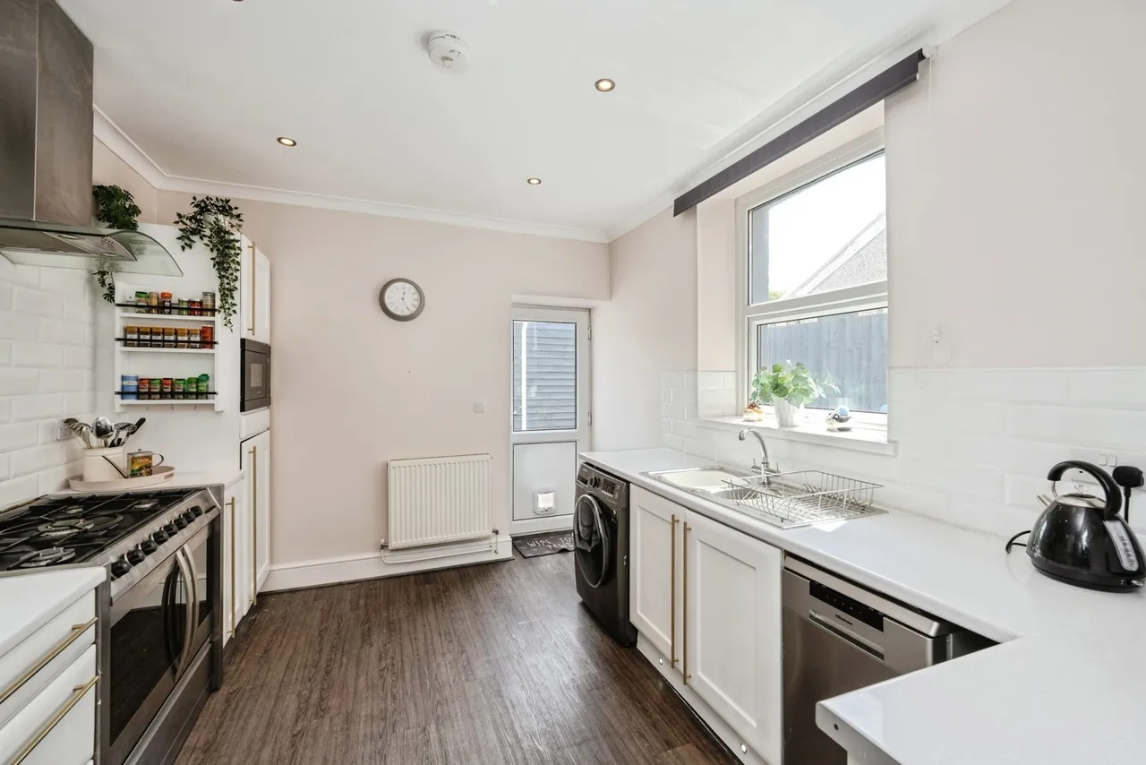 Dyffryn Road, Gorseinon, SA4, photo 9