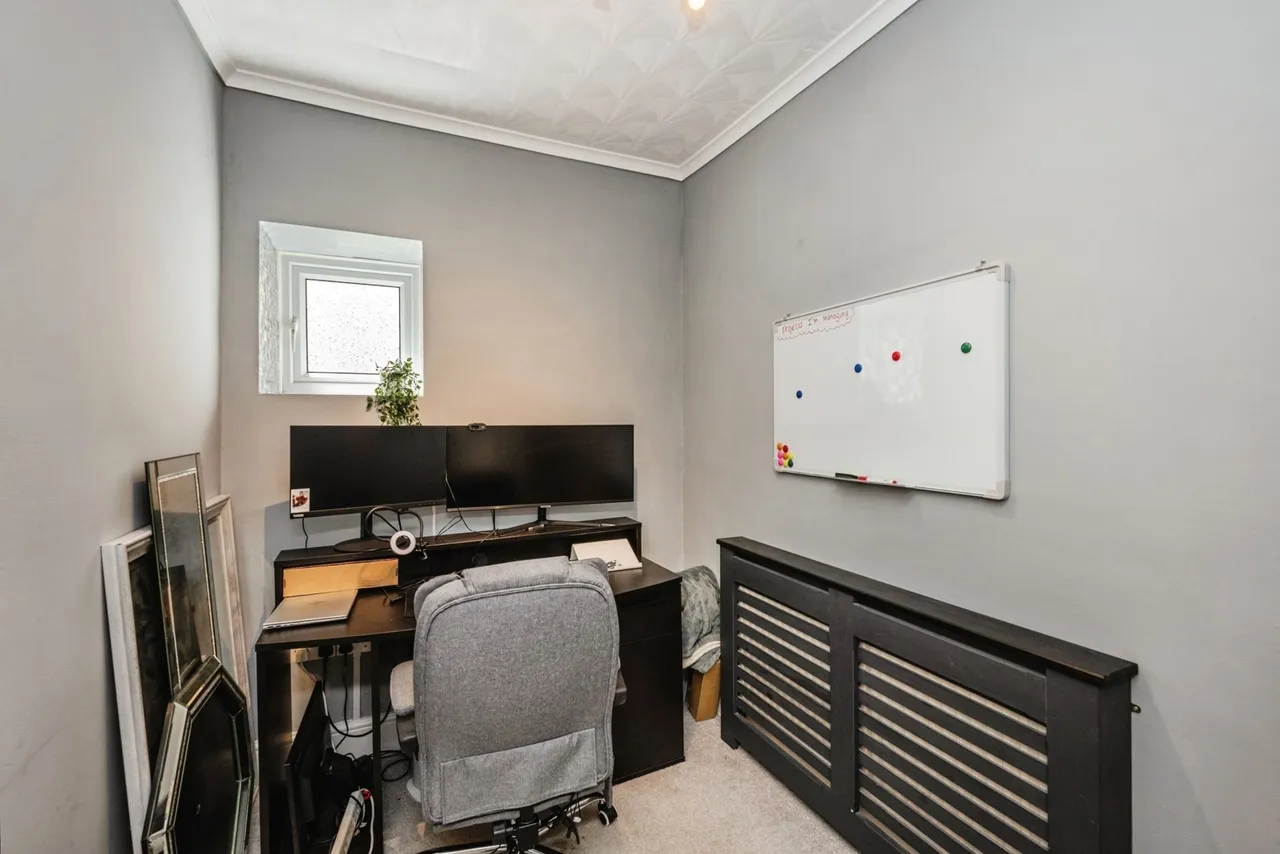 Dyffryn Road, Gorseinon, SA4, photo 12