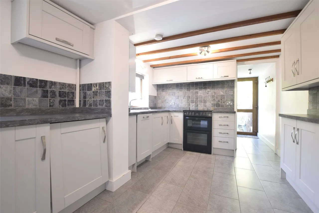Ham Lane, Gloucestershire, Charlton Kings, GL52 6NJ, photo 5