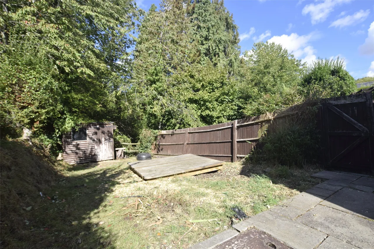 Ham Lane, Gloucestershire, Charlton Kings, GL52 6NJ, photo 12
