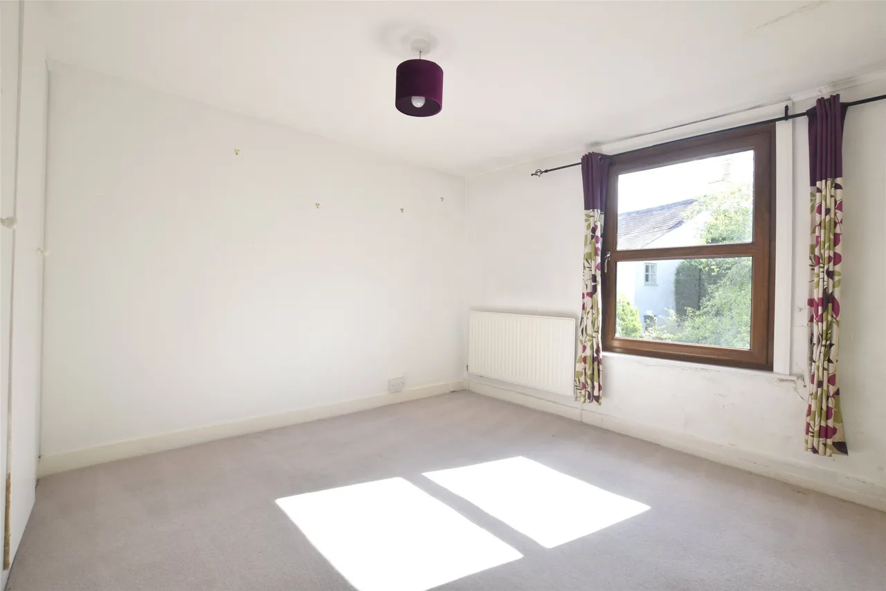 Ham Lane, Gloucestershire, Charlton Kings, GL52 6NJ, photo 9