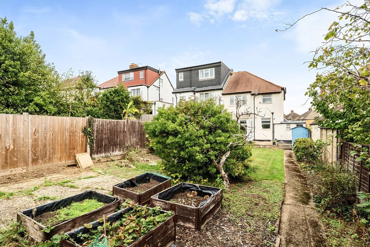Winchester Road, Northwood, HA6, photo 21