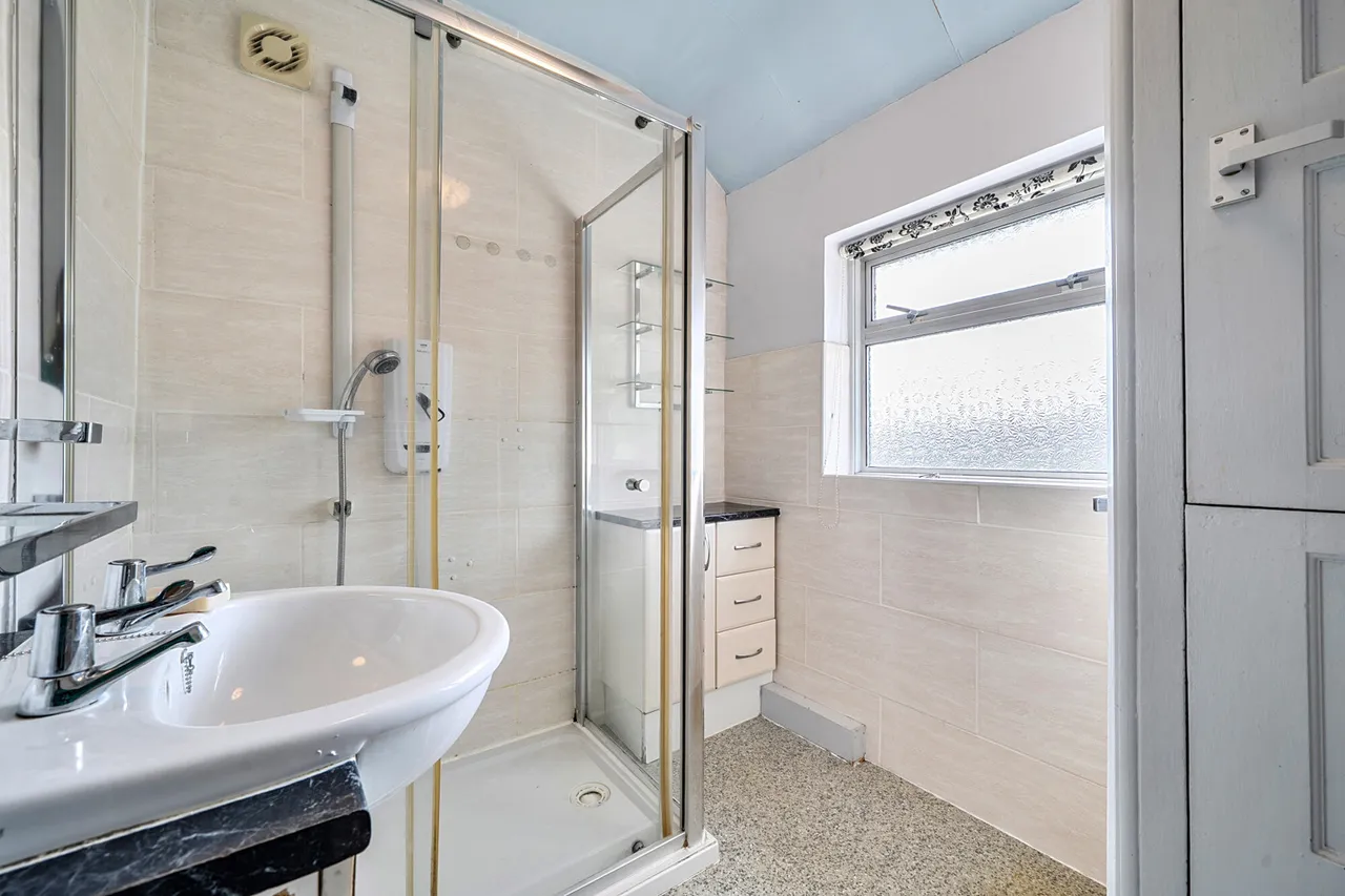 Winchester Road, Northwood, HA6, photo 16