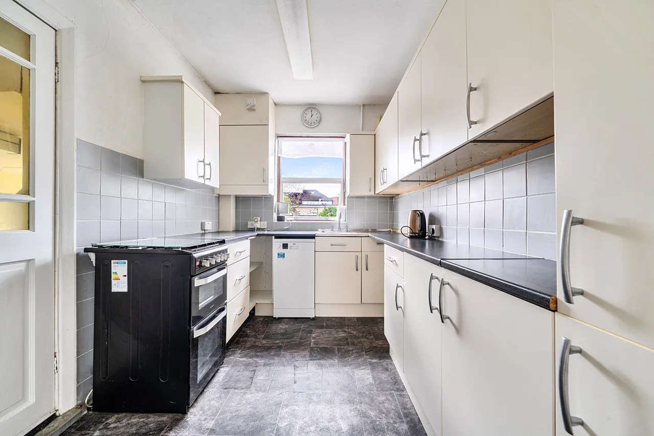 Winchester Road, Northwood, HA6, photo 9