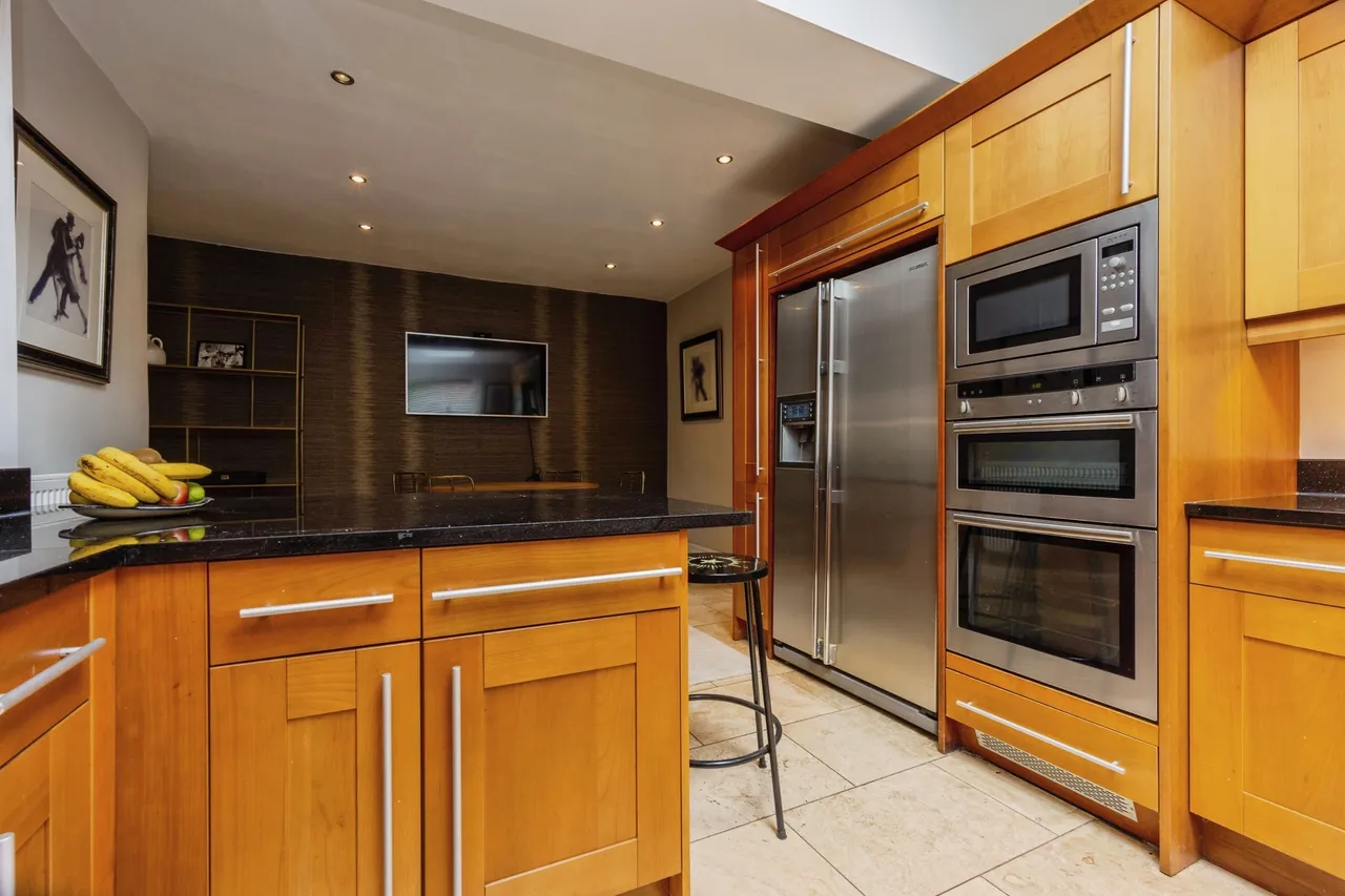Newhall Street, Macclesfield, SK10, photo 5