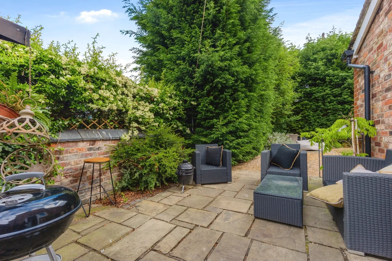 Newhall Street, Macclesfield, SK10, photo 15