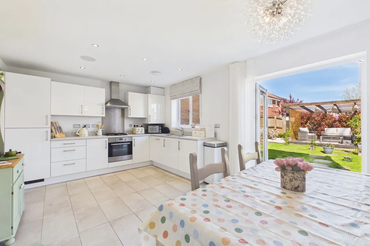 Cross Grove, Pocklington, YO42, photo 2