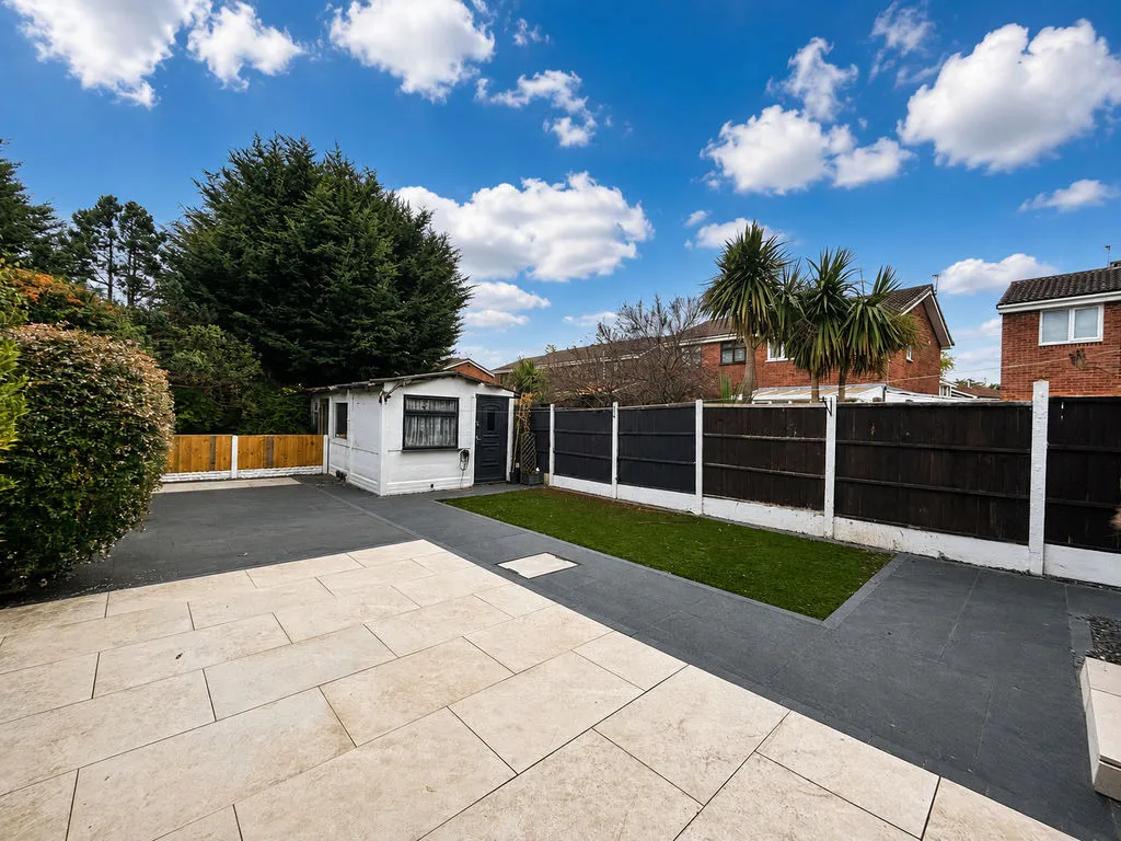 Green Meadow Road, Willenhall, WV12, photo 10