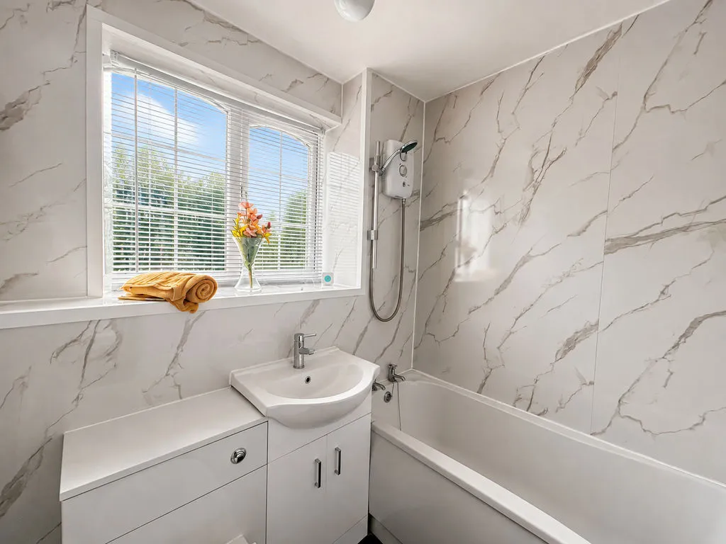 Green Meadow Road, Willenhall, WV12, photo 8