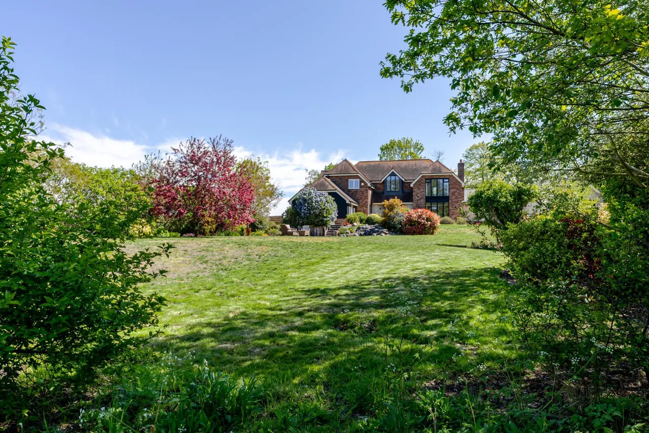 Kestrel Court, Needingworth, PE27, photo 17