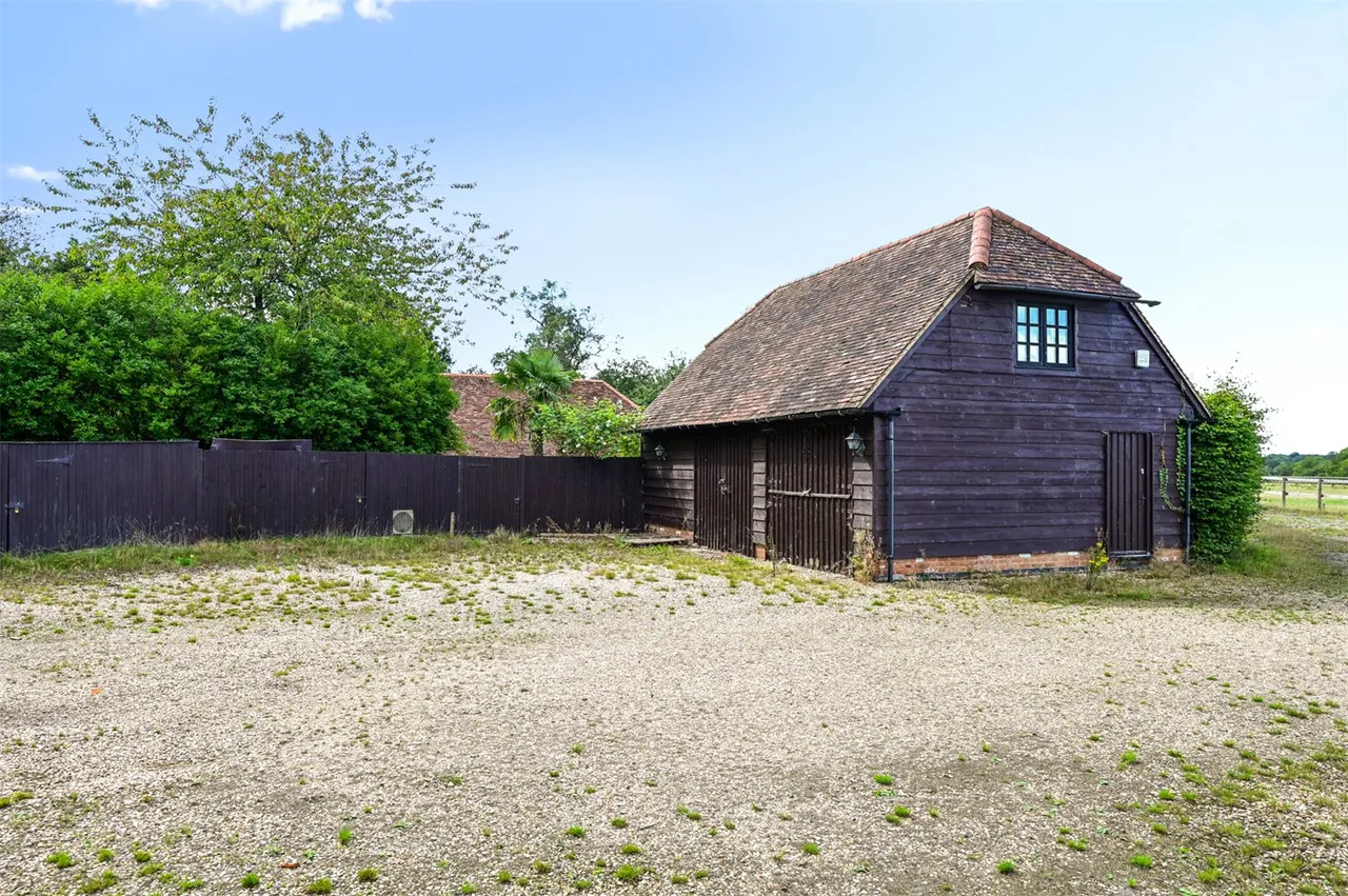 Mattingley, Hook, RG27, photo 4