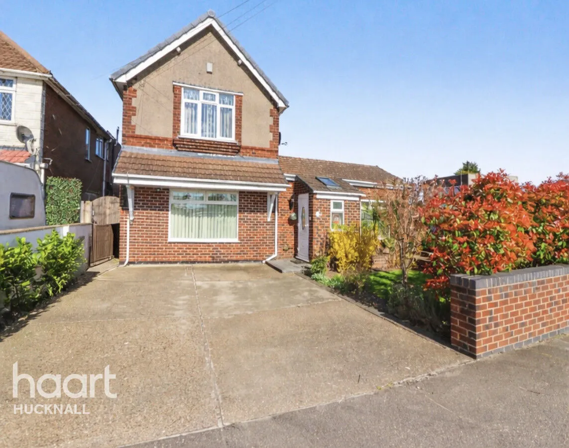 3 bed house for sale, Chesterfield Road North, Mansfield, NG19